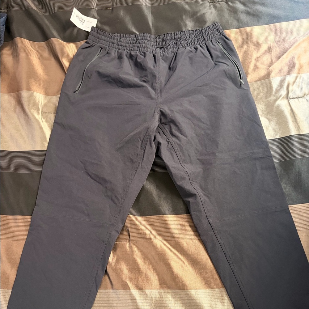 Outdoor Voices Women's Black RecTrek Pants, size L